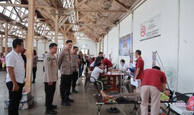 Polres Jember Peduli Kesehatan Buruh, Gelar MCU Gratis Jelang May Day